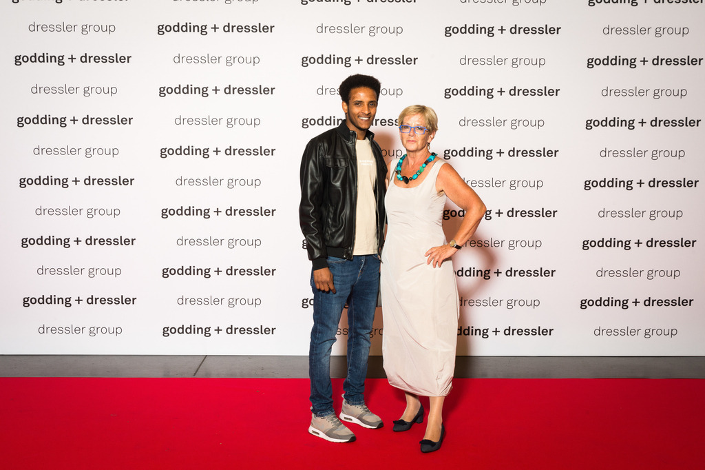 059Dressler_Group | Fotograf Köln - Realisiert mit Pictrs.com