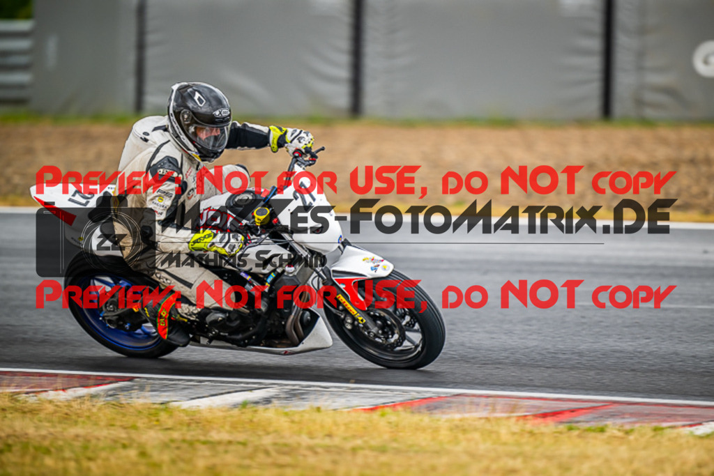 MaZZes_FotoMatrix_220625_7119 | TWINCUP