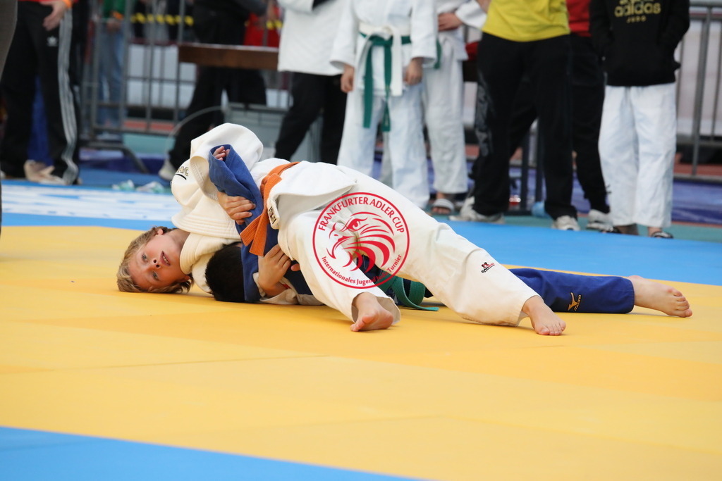 1J7A2313 | Fotos vom Adler Cup - Pictures from Adler Cup

Hier findet Ihr alle Eindrücke und großen Momente der Adler Cup Wochenenden. Here you will find all impressions and great moments of the Adler Cup weekends. - Realisiert mit Pictrs.com