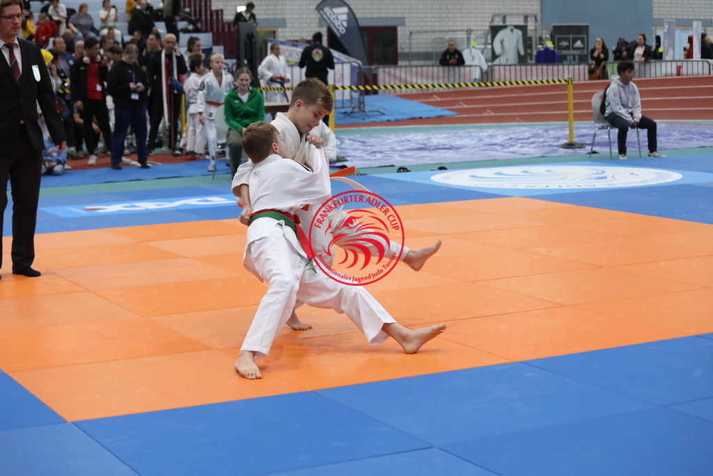 1J7A2360 | Fotos vom Adler Cup - Pictures from Adler Cup

Hier findet Ihr alle Eindrücke und großen Momente der Adler Cup Wochenenden. Here you will find all impressions and great moments of the Adler Cup weekends. - Realisiert mit Pictrs.com