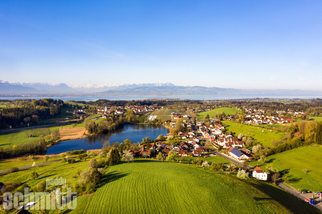 PS-Lindau-2025-50 | Entdecke die größte Bildgalerie der Region mit Fotografien aus dem Allgäu, der Bodenseeregion, Oberschwaben, dem Donautal und der Schwäbischen Alb. Landschaften, Luftaufnahmen und Reisefotografie als Wandbild und Fotokunst. - Realisiert mit Pictrs.com