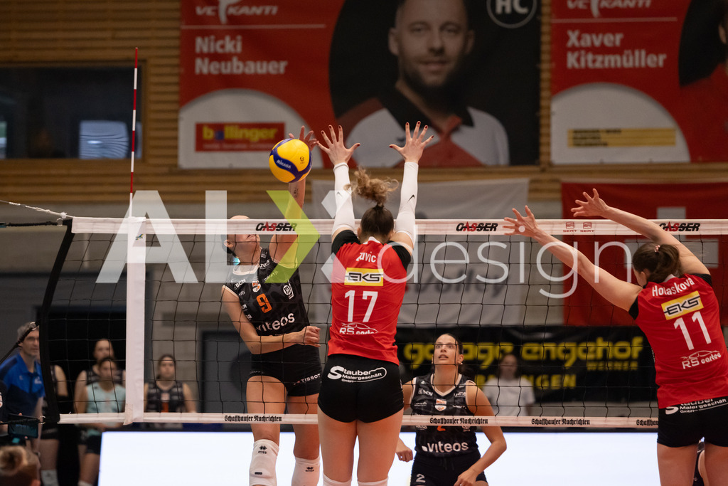 Volleyball I Frauen I Saison 2025-2026 I Volleyball NLA | Women I  Playoffs Finals 2/5 I  VC Kanti Schaffhausen - viteos NUC I  10.04.2026 | 9 Maia Dvoracek (USA) (Viteos NUC) – Diagonal - Realisiert mit Pictrs.com