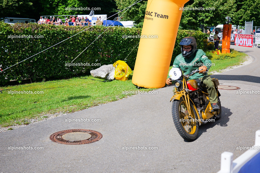 P1025929 | Erleben Sie atemberaubende, hochqualitative Fotos Ihrer Fahrt entlang der malerischen Alpenstraßen. Besuchen Sie alpineshots.com, um professionelle Aufnahmen Ihrer unvergesslichen Reise zu finden und zu kaufen - Realisiert mit Pictrs.com