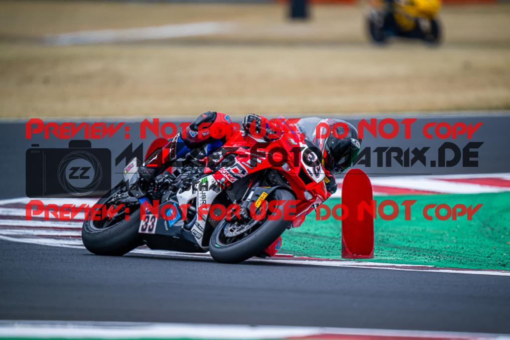 MaZZes_FotoMatrix_220624_2421 | PROSUPERSTOCK