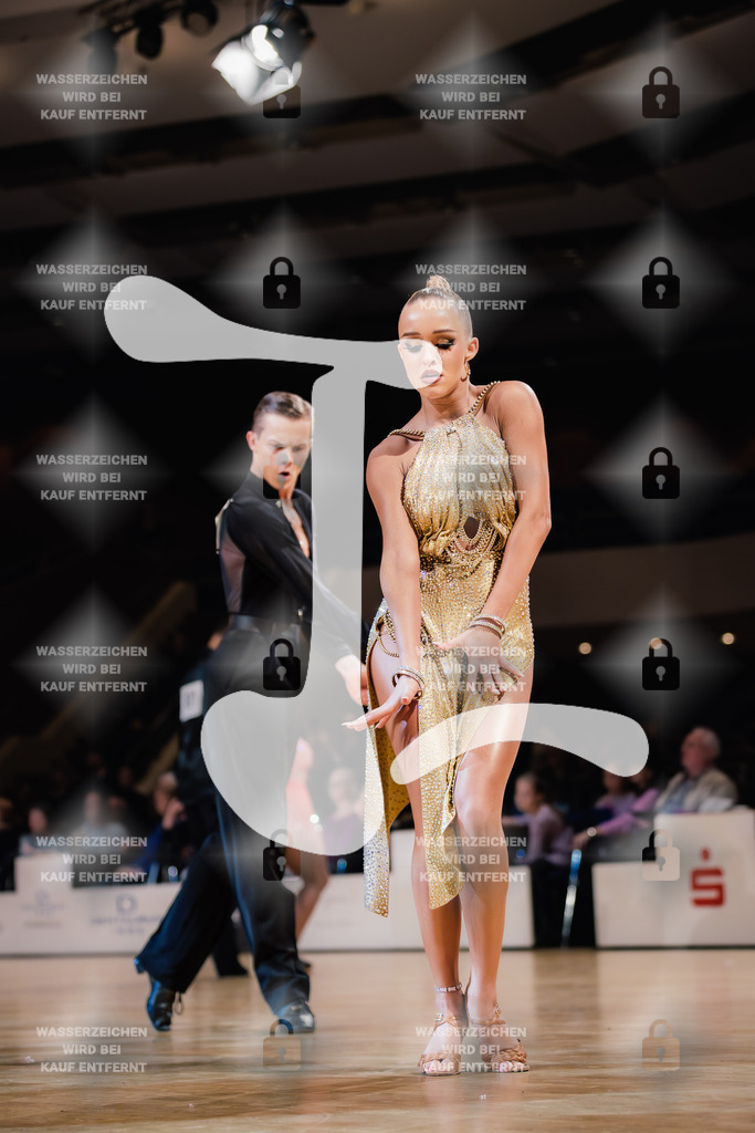 Goldstadtpokal 2025 - WDSF Open Latin Youth 8th (92) Sean Baciak _ Veronika Vilemova (Slovak Republic)-2025-01-25-8662 | Webshop for digital downloads and prints of dance sport, event & show photographer Julian Link - Realisiert mit Pictrs.com