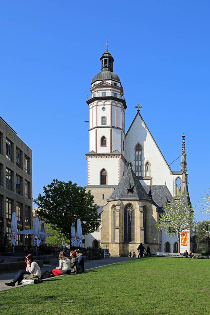 Foto: Leipzig - Thomaskirche | Das Team hinter BILDLEXIKON LEIPZIG bündelt historische wie aktuelle Informationen über die Stadt Leipzig in Text und Bild auf einer Plattform und stellt diese der interessierten Öffentlichkeit zur Verfügung.