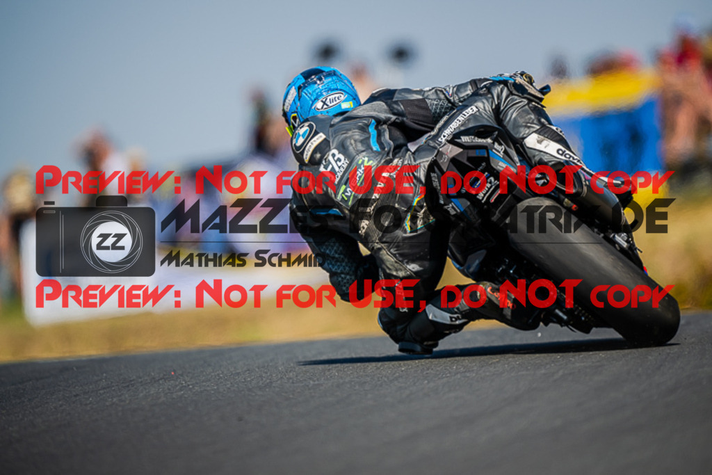 MaZZes_FotoMatrix_220724_0642 | IDM1000