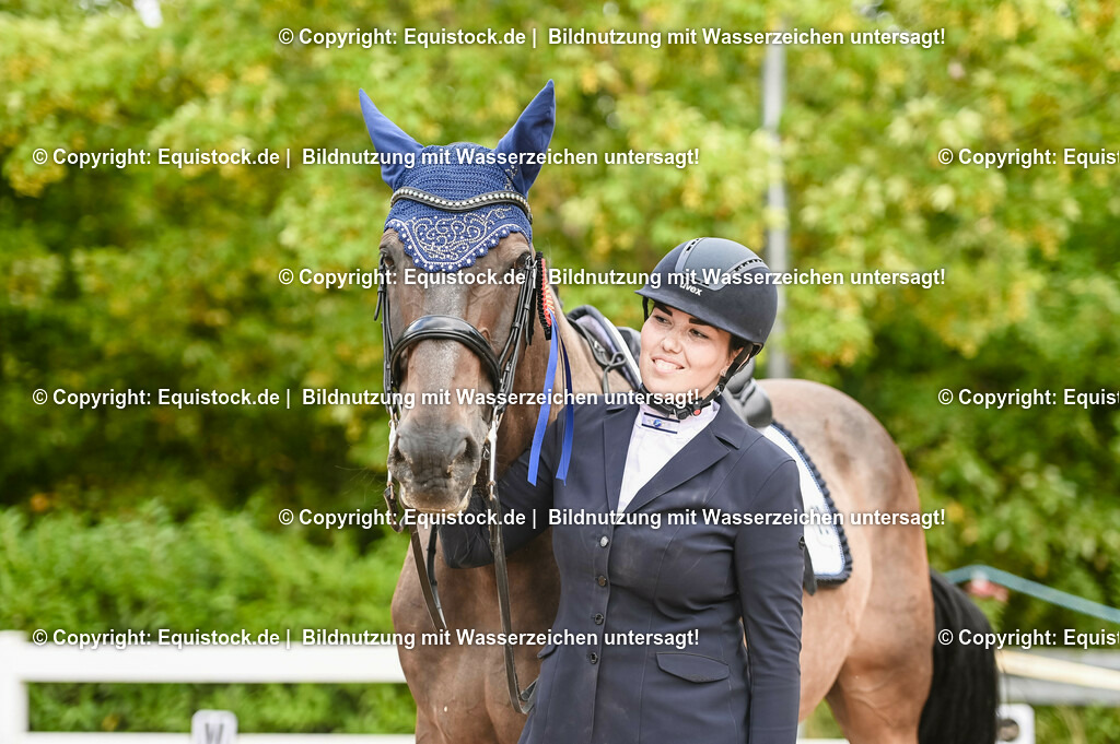 20230716_01_Dressurprüfung Kl.M_0752 | equistock