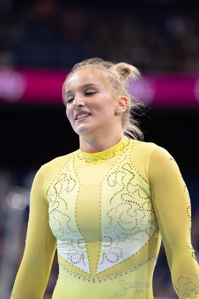DM Finals 2026; Deutsche Meisterschaft im Gerätturnen 2026, Mehrkampf Frauen | DM Finals 2026; Deutsche Meisterschaft im Gerätturnen 2026, Mehrkampf Frauen***Karina Schönmaier nach ihrer Übung am Boden - Realisiert mit Pictrs.com