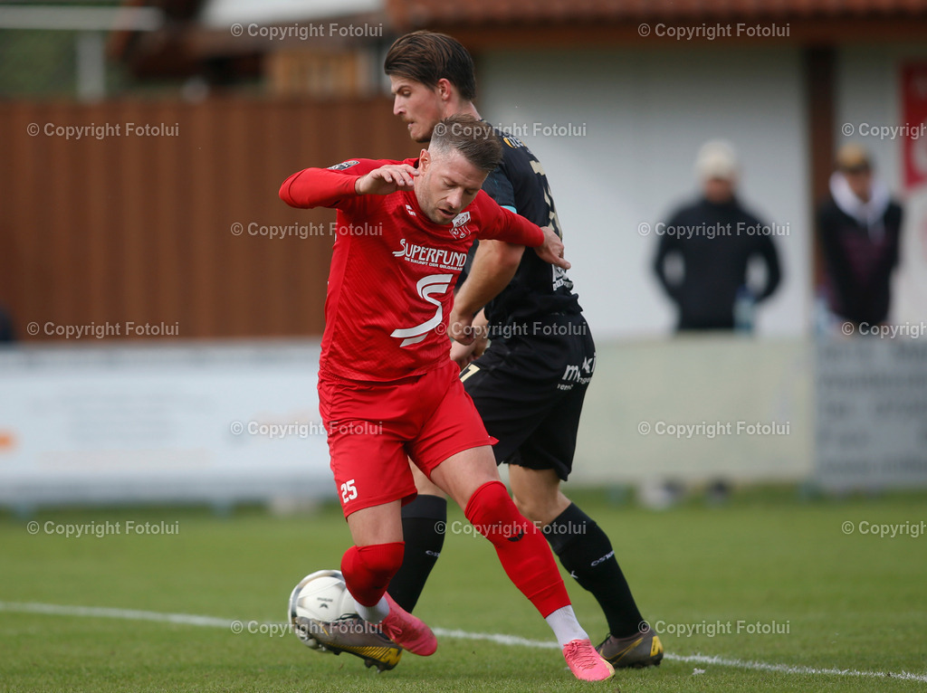 A_LUI_230923_15 | SPORT,FUSSBALL,LT1 OOELIGA ASKOE OEDT-SV ZEBAU BAD ISCHL 29.09.2023 IM BID: MANUEL SCHMIDL (OEDT) UND MATUS KUNIK (BAD ISCHL)FOTO:FOTOLUI