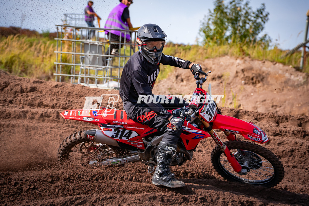 DSC01798 | fourtyeightmedia - Realisiert mit Pictrs.com