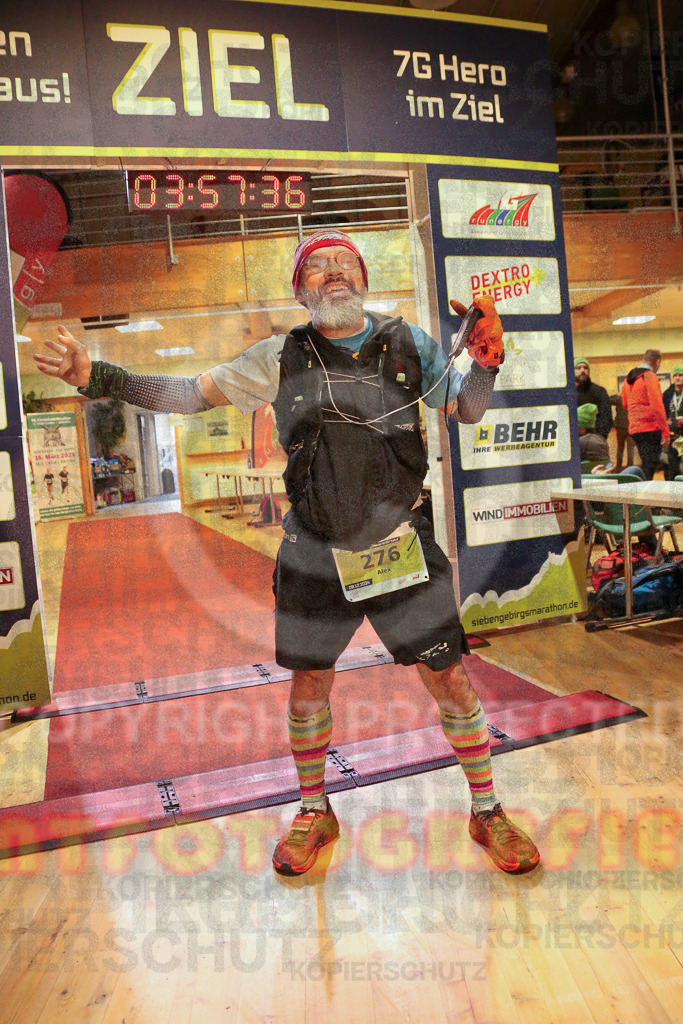241208_1300_EX1_8167 | Sportfotografie im Rhein-Sieg Kreis, Köln, Bonn, NRW, Rheinland Pfalz, Hessen, etc. Unser Tätigkeitsfeld umfasst den Laufsport vom Volkslauf über den Marathon, Duathlon, Triathon bis zum Ultralauf wie Kölnpfad Ultra oder Schindertrail.