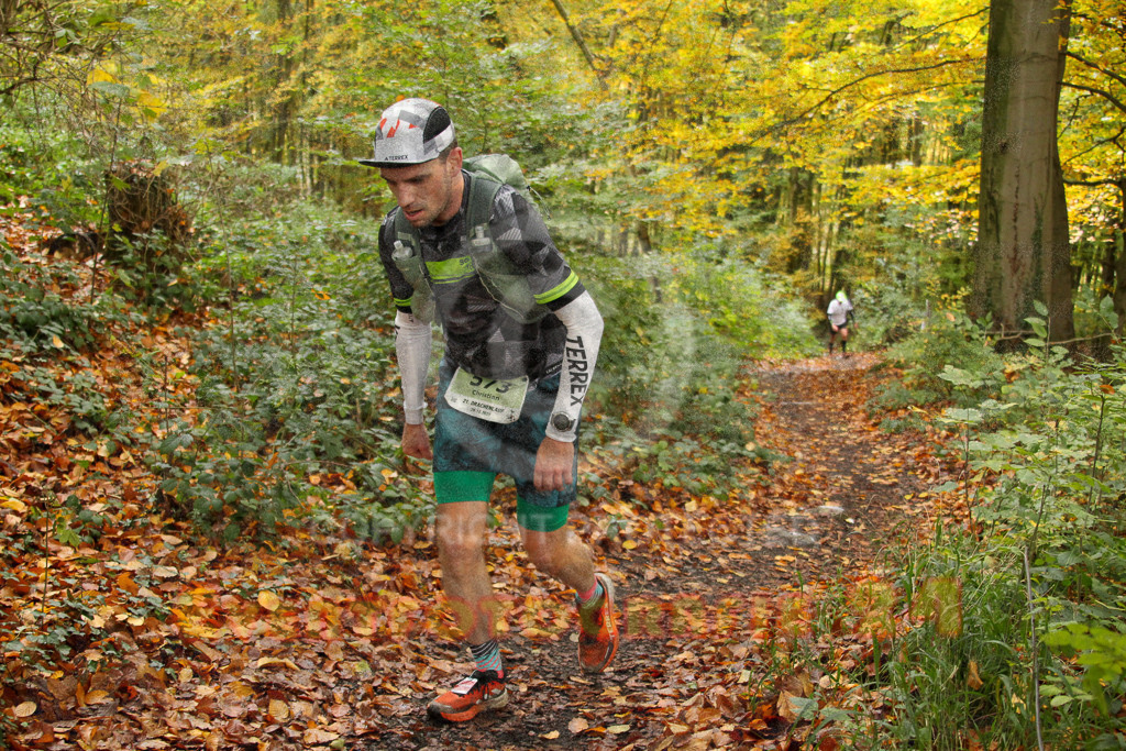 251026_1224_EV4_4962 | Sportfotografie im Rhein-Sieg Kreis, Köln, Bonn, NRW, Rheinland Pfalz, Hessen, etc. Unser Tätigkeitsfeld umfasst den Laufsport vom Volkslauf über den Marathon, Duathlon, Triathon bis zum Ultralauf wie Kölnpfad Ultra oder Schindertrail.