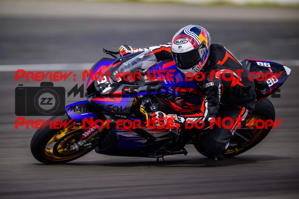 MaZZes_Fotomatrix_20250421_6021986_6552 | WEISS