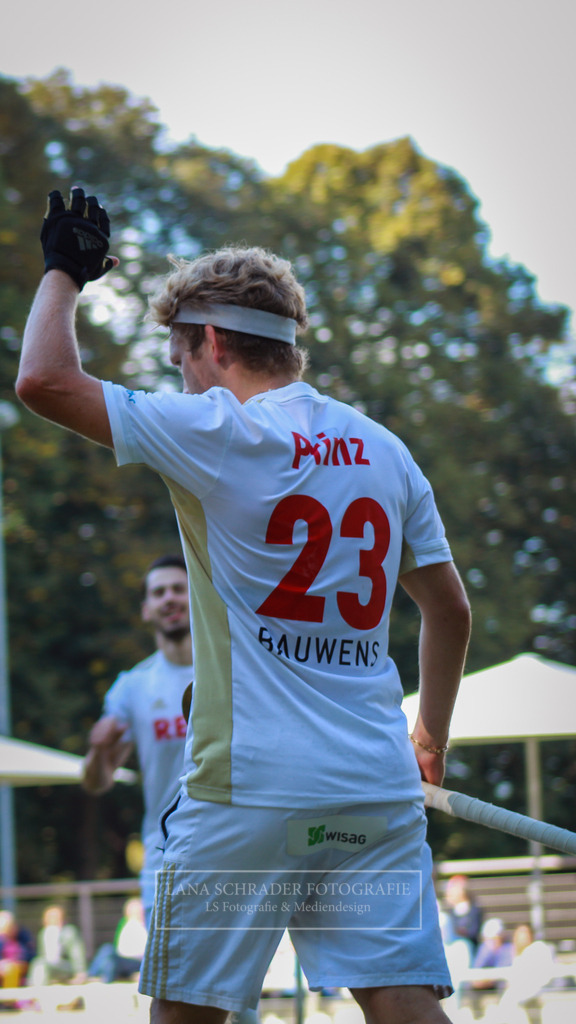 Rot - Weiß Köln - Münchner SC 25.09.22-42 | lanaschraderfotografie - Realisiert mit Pictrs.com