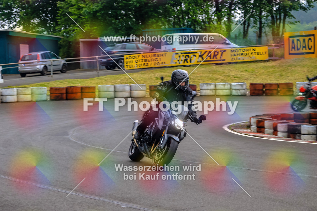 OBK-5294 | Hier findet Ihr Bilder von Touristenfahrten auf der Nürburgring Nordschleife oder von anderen Veranstaltungen die ich besucht habe. Viel Spass beim Durch Schauen 