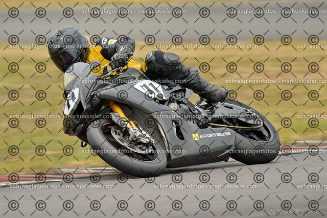 25bt05-1330 | markuskiefer.com - Realisiert mit Pictrs.com