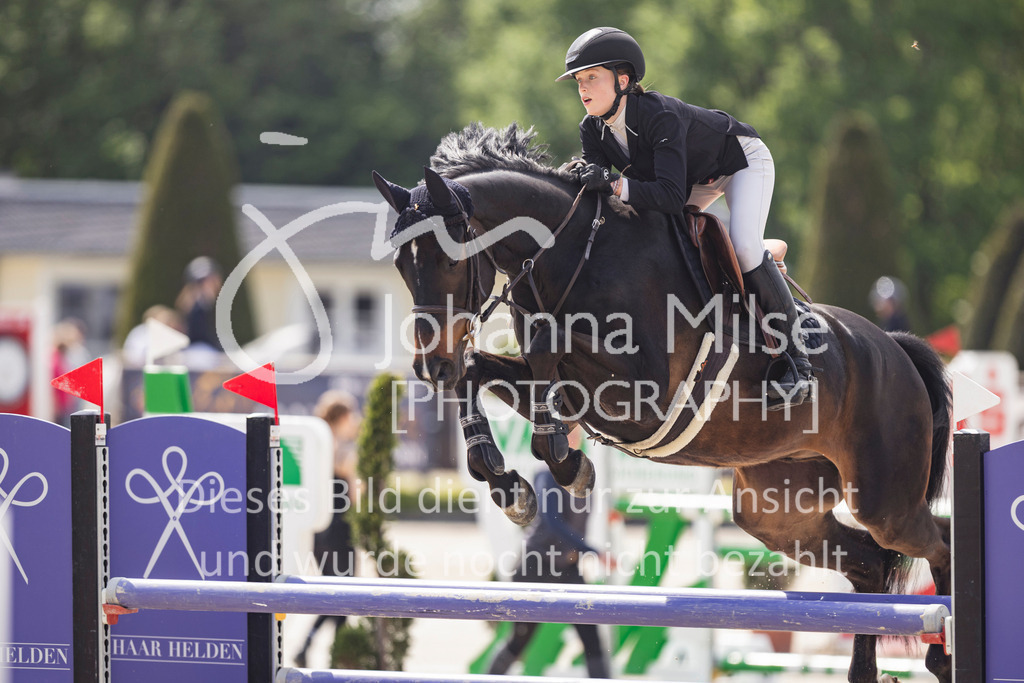 260509_PfSpTa_5_L-Spr-501 | Deine schönsten Turniermomente als professionelle Fotos! Entdecke hochwertige Pferdesport-Fotografie im Online-Shop. Jetzt Fotos finden & bestellen!