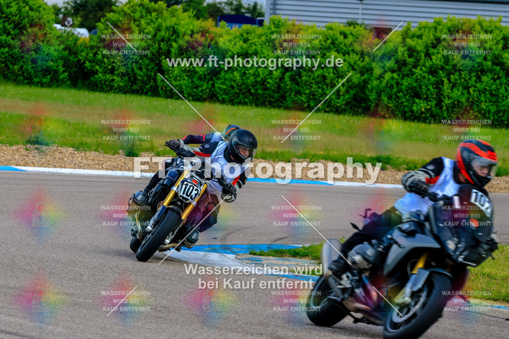 MotoTeam-9039 | Hier findet Ihr Bilder von Touristenfahrten auf der Nürburgring Nordschleife oder von anderen Veranstaltungen die ich besucht habe. Viel Spass beim Durch Schauen 