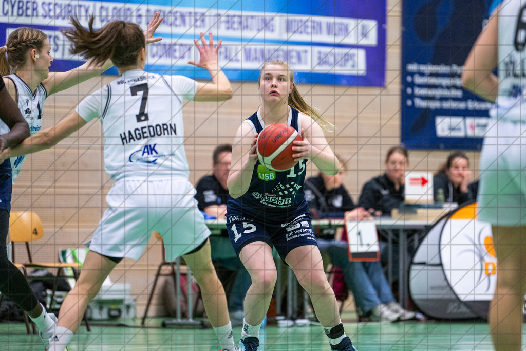 2. DBBL Nord 25/26 | Spieltag 02 | BBC Osnabrück vs. AstroLadies Bochum | 25.01.26: 2. DBBL Nord 25/26 | Spieltag 02 | BBC Osnabrück vs. AstroLadies Bochum / Osnabrück / Deutschland  //   CREDIT:www.bullenfotos.de, Martin König, Hörner Weg 40, D-49078 Osnabrück, +4917663732967 // Nutzung und Weitergabe nur zu den vereinbarten Zwecken. Presseanfragen an Ersteller. Alle Rechte beim Ersteller. Honorierung nach MFM. - Realisiert mit Pictrs.com