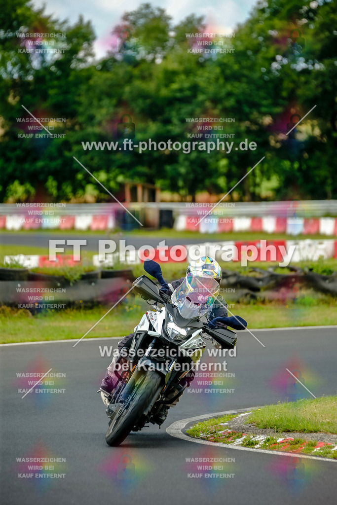 VBK-5015 | Hier findet Ihr Bilder von Touristenfahrten auf der Nürburgring Nordschleife oder von anderen Veranstaltungen die ich besucht habe. Viel Spass beim Durch Schauen 