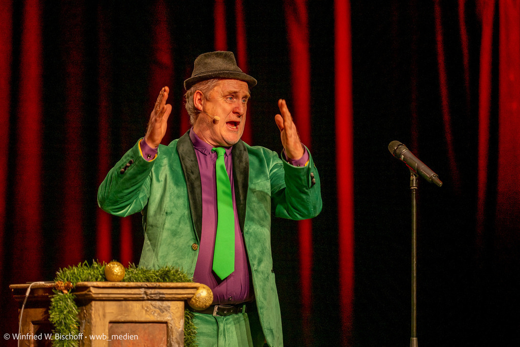 wwb-2412-0145 | <Fotografie> <Video> <Film> <Winfried Bischoff> - Realisiert mit Pictrs.com