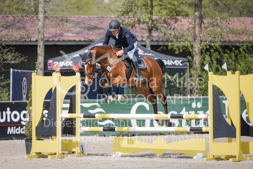 220426_Mühlen_SprPfA2-230 | Late Entry Mühlen
26.04.2022
02 Springpferde-A** 4-6j