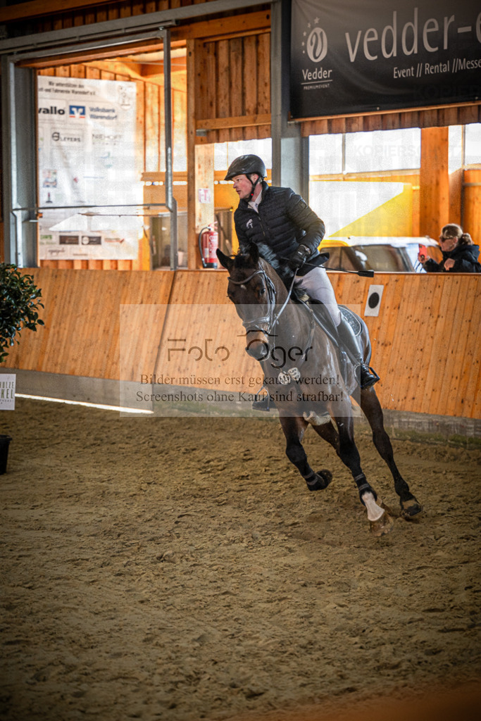 DOS_1599 | Entdecke hochwertige Reitturnierfotos von Foto Oger. Professionell, emotional und authentisch – jetzt Lieblingsmomente im Shop bestellen.Deutschlandweite Turnierfotografie. - Realisiert mit Pictrs.com