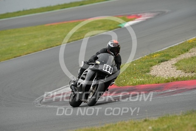 2024_07_04_PBK_12819 | Sportfotografie; SlowMotion; Video; Rennstrecke; Hafeneger; Speer; Racing; RSE; BMW; CBO; Trackday; Motorsportarena; Hockenheimring; Brno; Most; Barcelona; Valencia