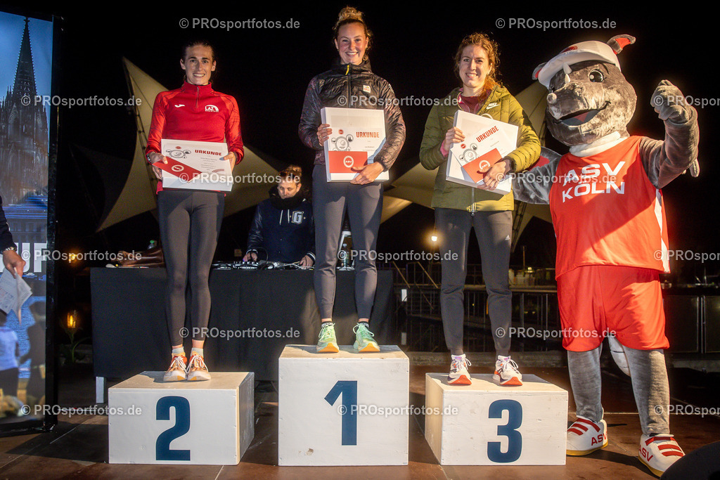 21. ASV Nachtlauf; Koeln, 08.05.24 | Impressionen vom 21. ASV Nachtlauf am 08.05.24 am Tanzbrunnen in Koeln. Foto: BEAUTIFUL SPORTS/Axel Kohring
