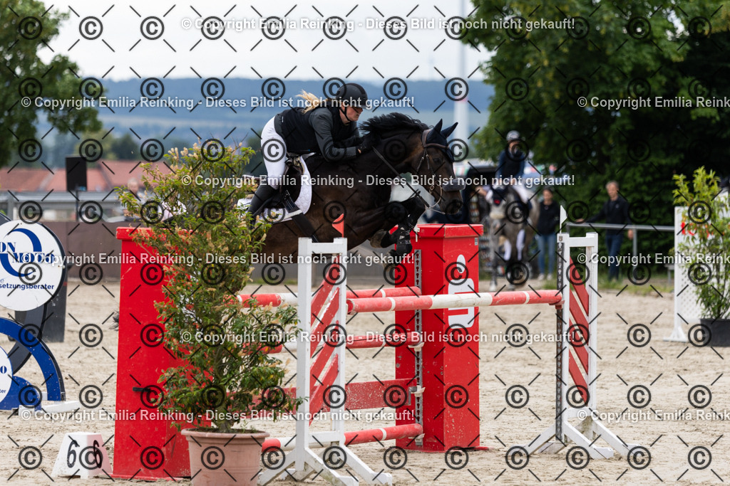 CL5A2502 | Emilia Reinking Fotografie - Realisiert mit Pictrs.com