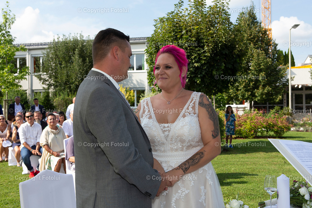 KERSTINFREDYHOCHZEIT_260822_108 | bilder, linz, photo, foto, fussball, sport, fotolui, bundesliga