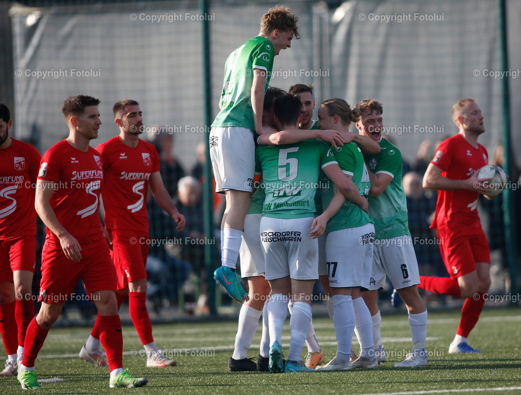 A_LUI_02032024_24 | SPORT,FUSSBALL LT1 OOE LIGA ASKOE OEDT-SV HAIDLMAIR GRUEN WEISS MICHELDORF 02.03.2024 IM BILD:DIE SPIELER VON MICHELDORF JUBELN UEBER DAS 1:0  FOTO:FOTOLUI