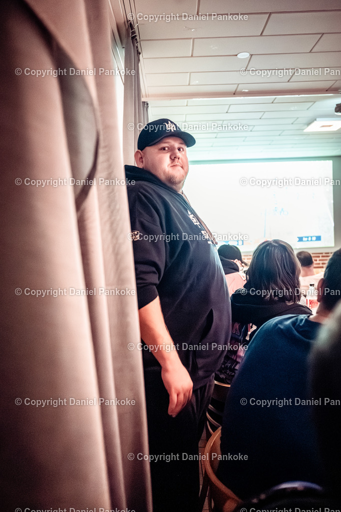Superbowl 60 Watchparty Sealords Flensburg (28 von 50) | dp-photography - Realisiert mit Pictrs.com