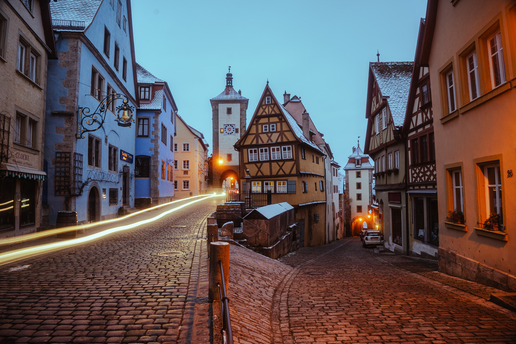 DSC08224 | Rothenburg ob der Tauber. Nur hier gibt es Exklusive und passend zur Jahreszeit Ihr Wandbild, T-Shirt, Tasse und alles was das Rothenburg Herz begehrt. - Realisiert mit Pictrs.com