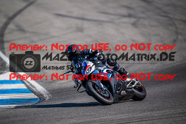 MaZZes_FotoMatrix_240520_6007705_9893 | GELB