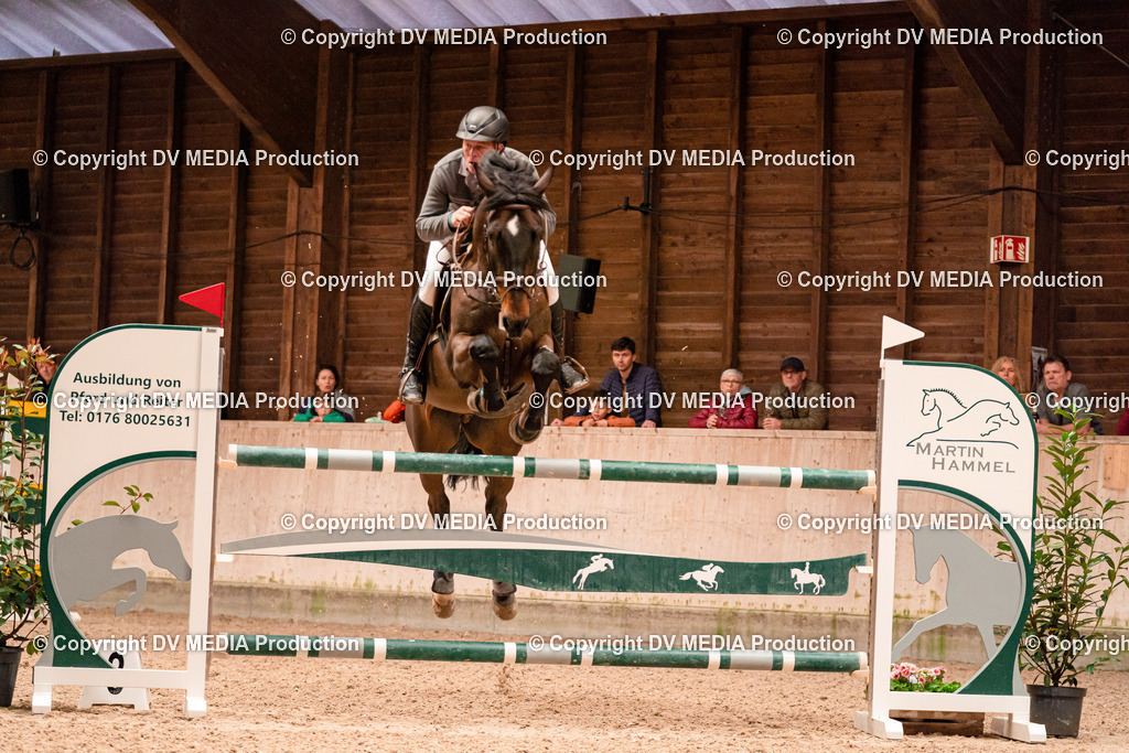 Springen Tag 3-401 | dv-media-shop - Realisiert mit Pictrs.com