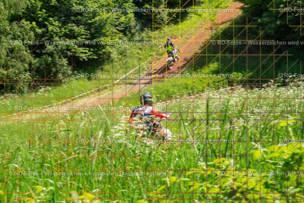Wolfshausen 2 Lauf -942 | Sportfotografie von RO-Fotos: Motorsport, Motocross, Enduro, Laufveranstaltungen und Triathlon. Professionelle Fotos von Sportlern und Events. - Realisiert mit Pictrs.com
