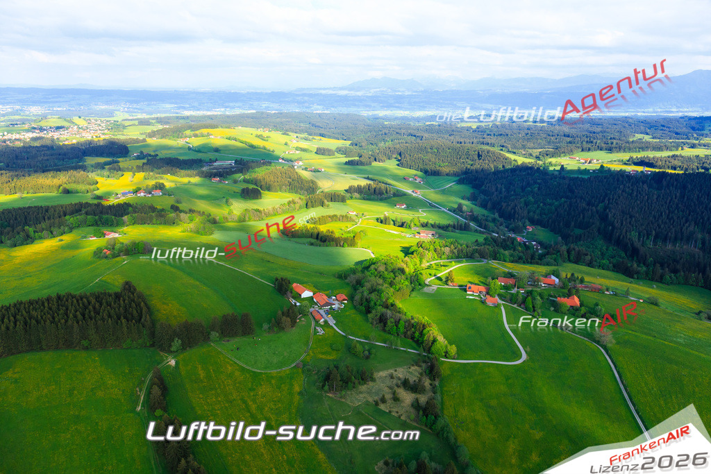 Die Luftaufnahme der Stadt Buchenberg wurde vom UL-Flugzeug heraus erstellt ( keine Drohne )- hohe Auflösung für beste Qualität