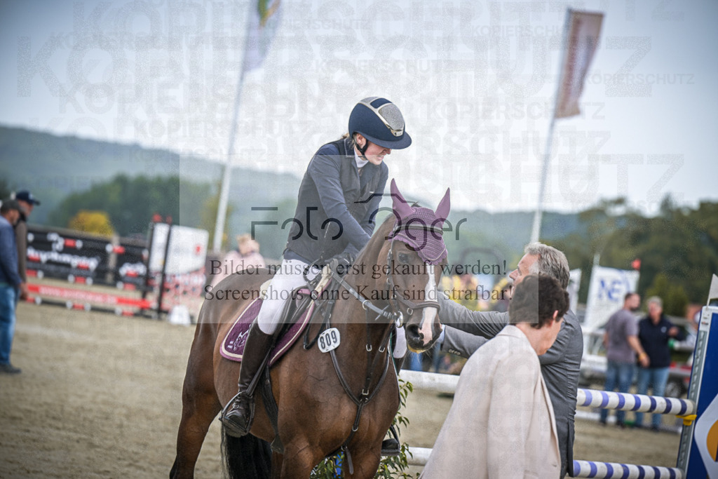 DOS_0119 | Entdecke hochwertige Reitturnierfotos von Foto Oger. Professionell, emotional und authentisch – jetzt Lieblingsmomente im Shop bestellen.Deutschlandweite Turnierfotografie. - Realisiert mit Pictrs.com