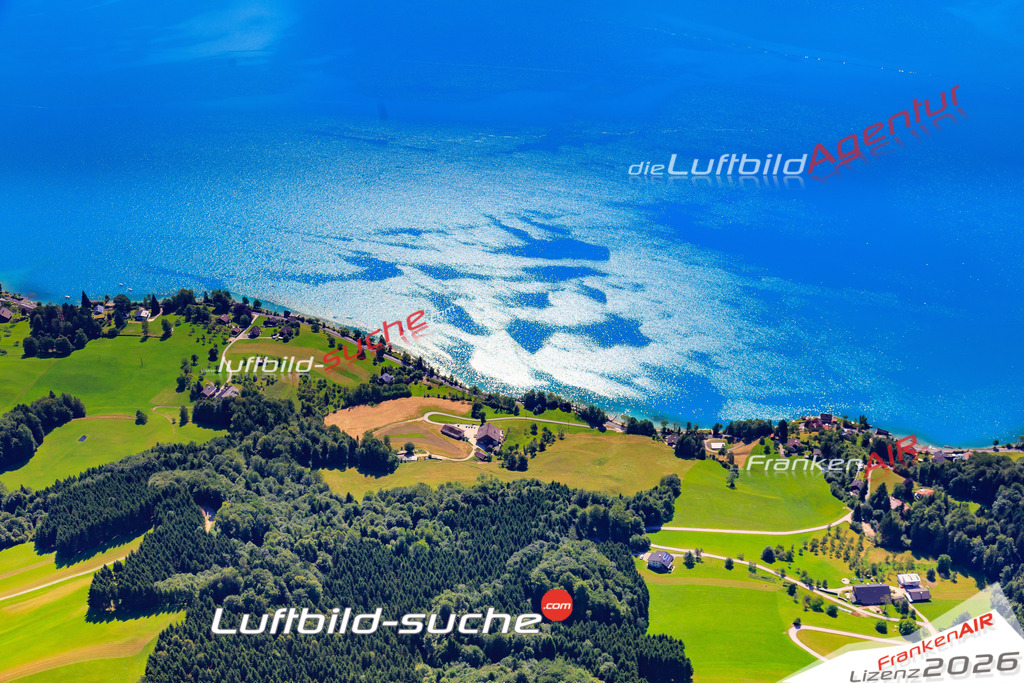 Die Luftaufnahme der Stadt Buchenort Attersee wurde 2017 vom Flugzeug heraus erstellt ( keine Drohne )- hohe Auflösung für beste Qualität