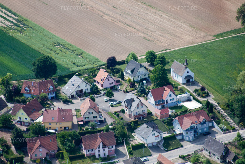 Luftbild: Ortsansicht in Scheibenhard im Bundesland Bas-Rhin in Frankreich. Foto: IMG_40952(40931).jpg vom 08.05.2011 durch Werner Riehm/FLY-FOTO.de