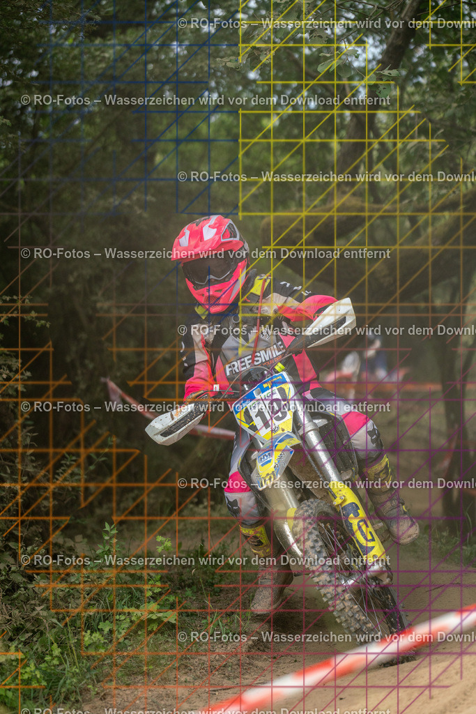 Niederwürzbach 4 Lauf-1362 | Sportfotografie von RO-Fotos: Motorsport, Motocross, Enduro, Laufveranstaltungen und Triathlon. Professionelle Fotos von Sportlern und Events. - Realisiert mit Pictrs.com