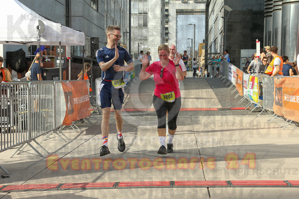 250920_1547_EX1_0667 | Sportfotografie im Rhein-Sieg Kreis, Köln, Bonn, NRW, Rheinland Pfalz, Hessen, etc. Unser Tätigkeitsfeld umfasst den Laufsport vom Volkslauf über den Marathon, Duathlon, Triathon bis zum Ultralauf wie Kölnpfad Ultra oder Schindertrail.