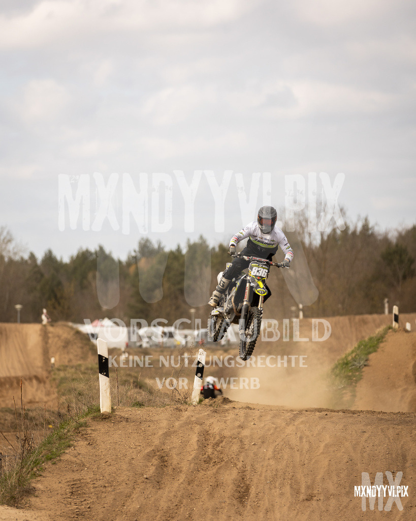 866A2046 | mxndyyvipix