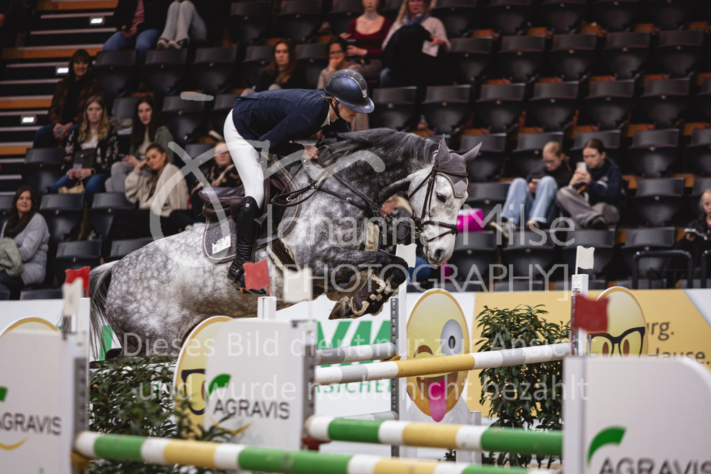 241102_Oldenburg_FinaleWaldbach-150 | Deine schönsten Turniermomente als professionelle Fotos! Entdecke hochwertige Pferdesport-Fotografie im Online-Shop. Jetzt Fotos finden & bestellen!