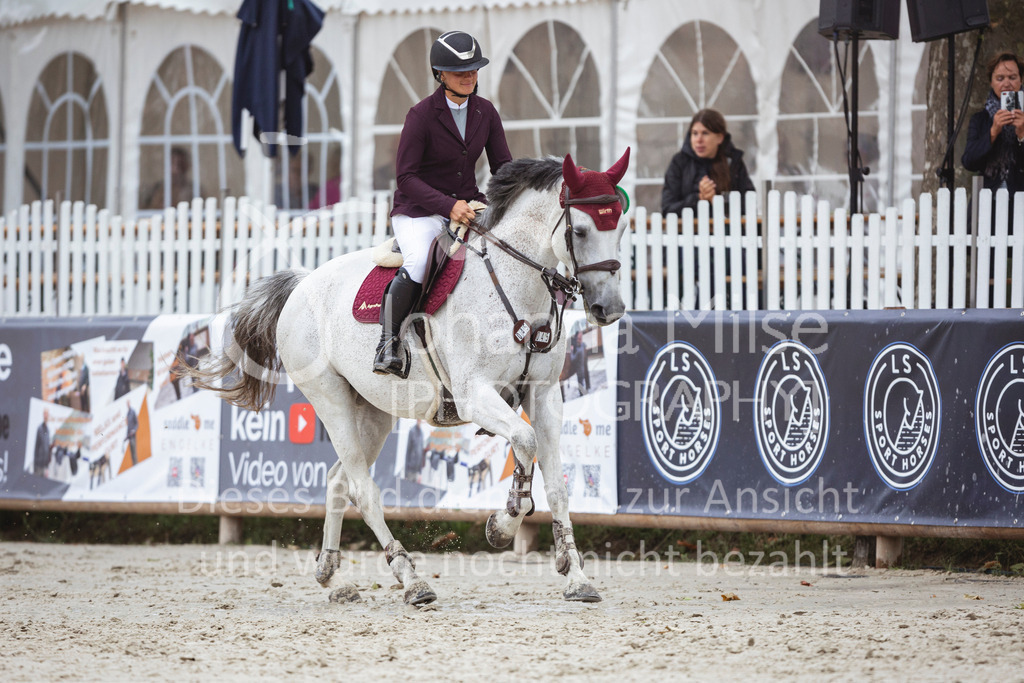 240712_BHO_ZweiPh-M2-2-674 | Deine schönsten Turniermomente als professionelle Fotos! Entdecke hochwertige Pferdesport-Fotografie im Online-Shop. Jetzt Fotos finden & bestellen!