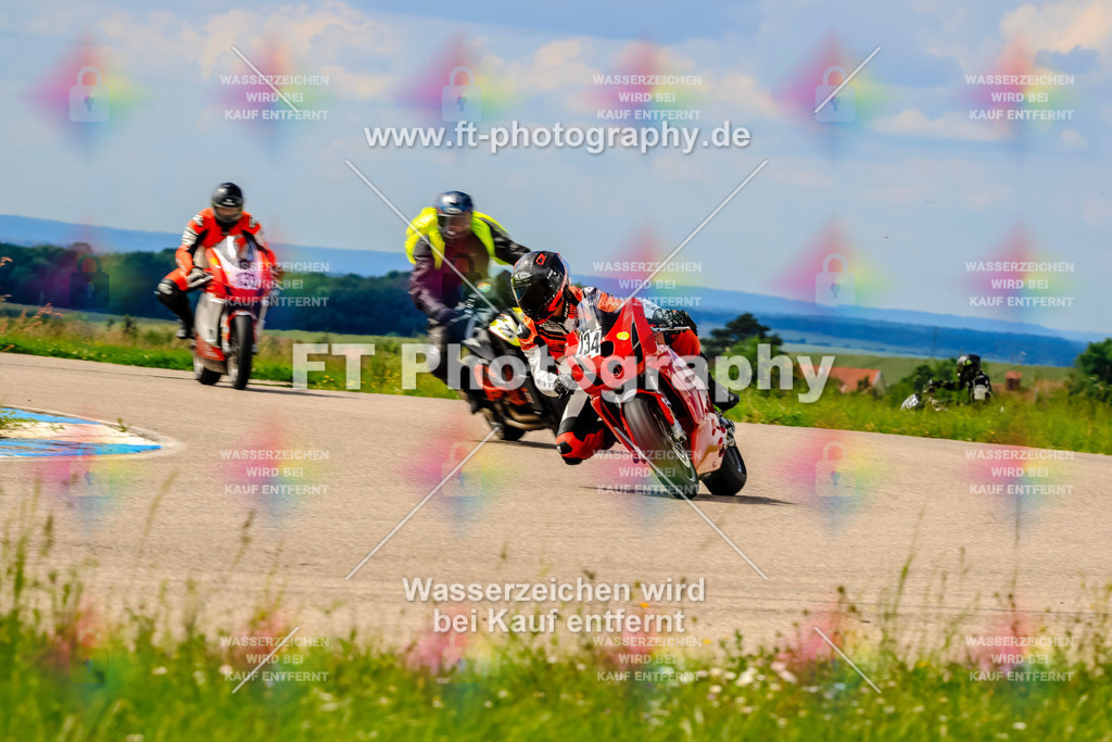 MotoTeam-0904 | Hier findet Ihr Bilder von Touristenfahrten auf der Nürburgring Nordschleife oder von anderen Veranstaltungen die ich besucht habe. Viel Spass beim Durch Schauen 