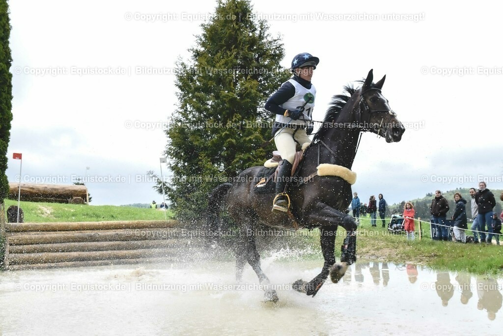 20230513_CCI2_Section2_Gelände_0211 | equistock