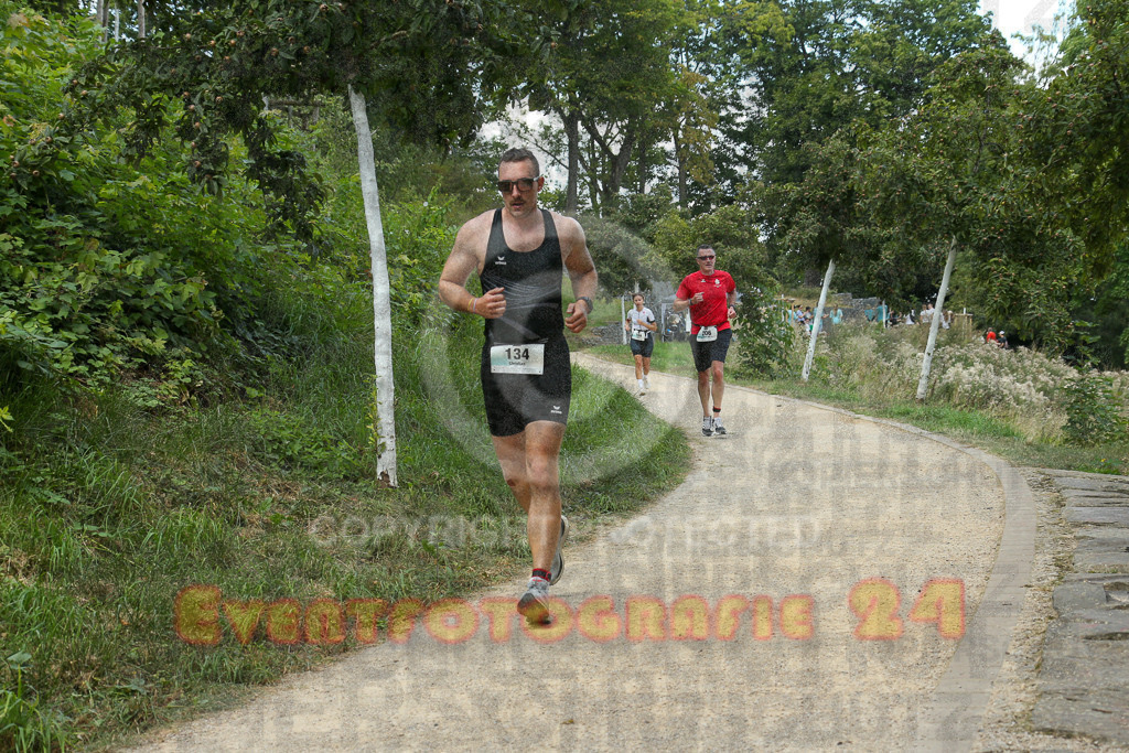 250824_1259_EX1_1090 | Sportfotografie im Rhein-Sieg Kreis, Köln, Bonn, NRW, Rheinland Pfalz, Hessen, etc. Unser Tätigkeitsfeld umfasst den Laufsport vom Volkslauf über den Marathon, Duathlon, Triathon bis zum Ultralauf wie Kölnpfad Ultra oder Schindertrail.